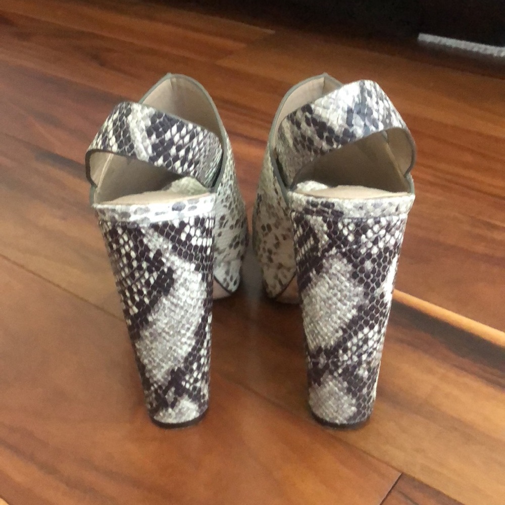 Bcbgmaxazria Python Dune Leather Platform Open To… - image 5